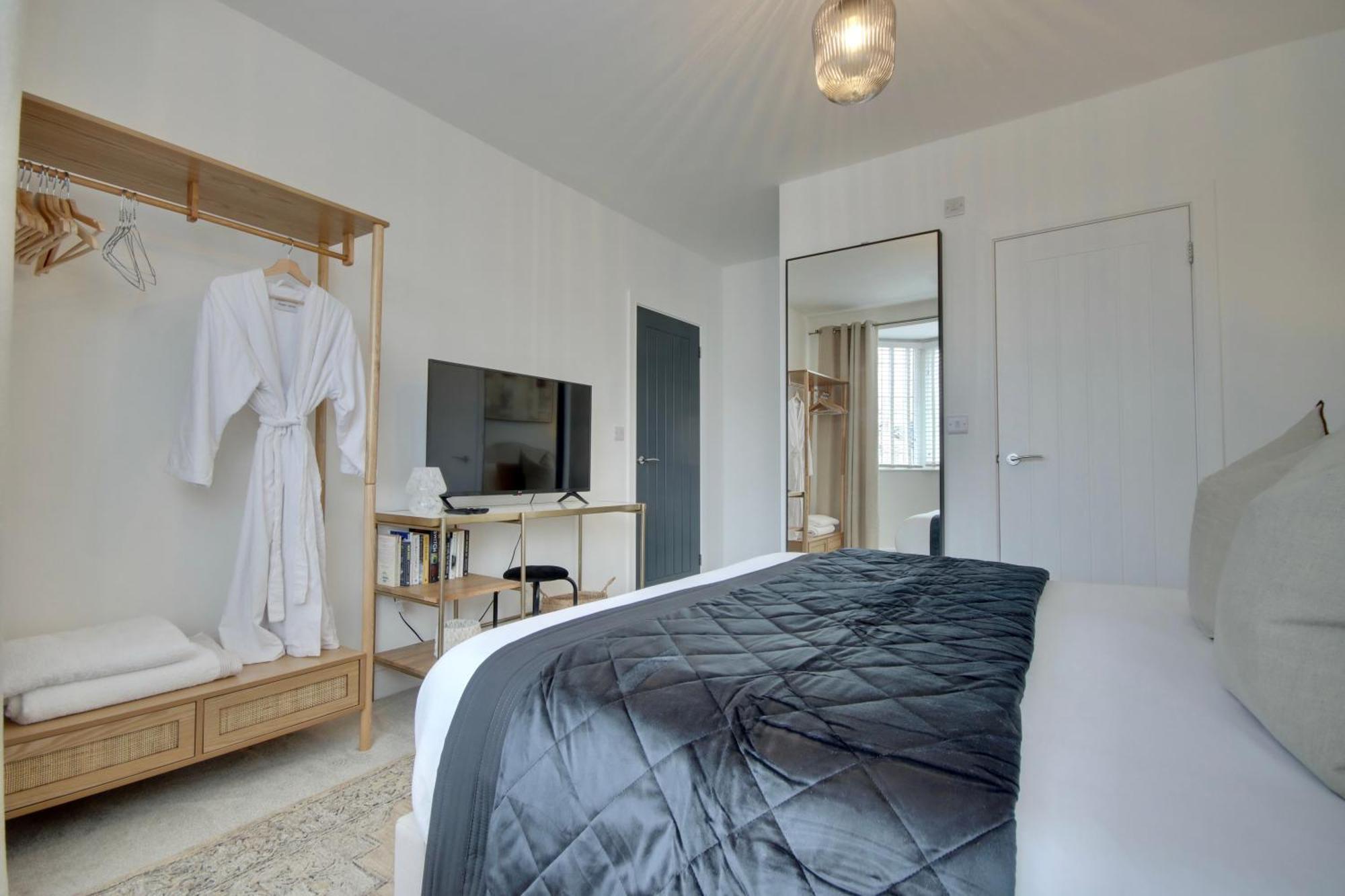 Clover Lodge Portsmouth Luxury Home With Off Road Free Parking Экстерьер фото